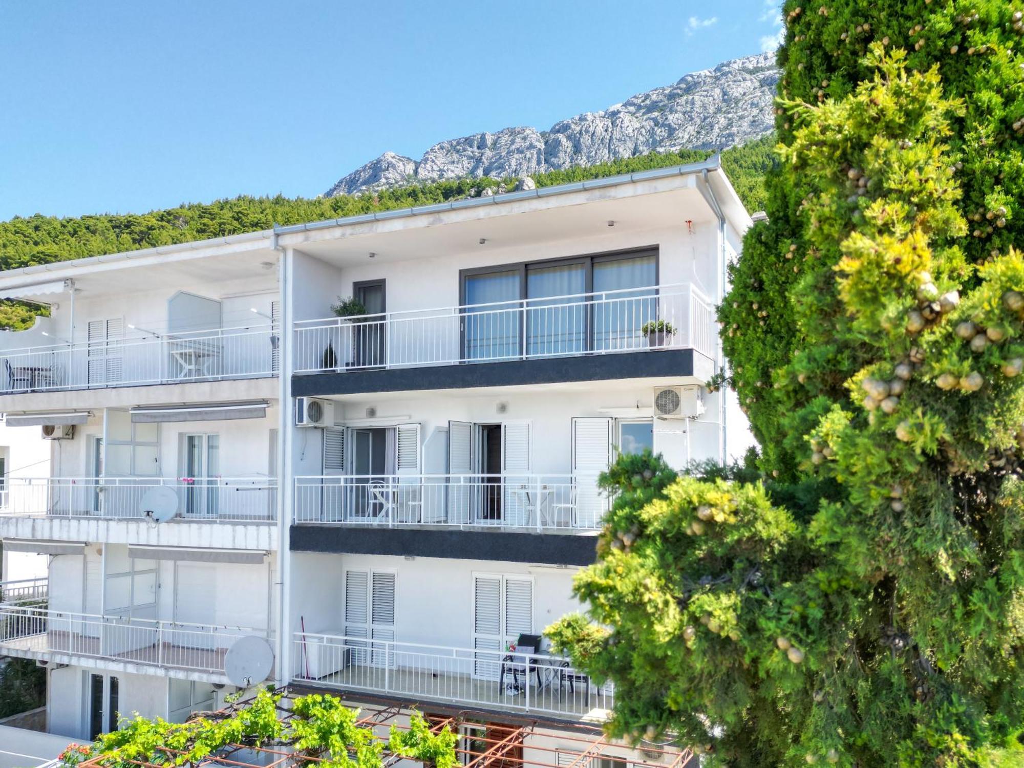 Seaside Apartments And Rooms Baška Voda Exterior foto